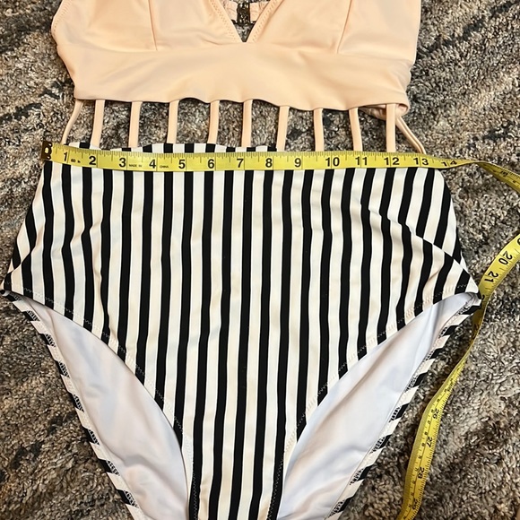 Cupshe Striped One-Piece Bathing Suit - Picture 2 of 5